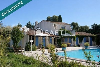 /international/fr/aubais-languedoc-roussillon-310108842587/