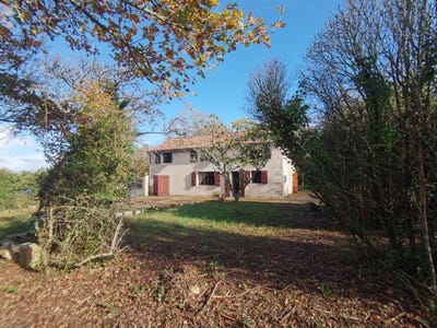 /international/fr/saint-claud-charente-310107920818/
