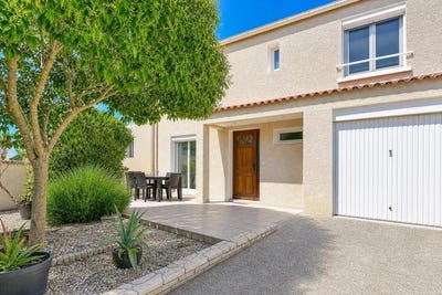 /international/fr/capestang-languedoc-roussillon-310108183776/