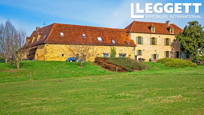 /international/fr/saint-medard-d-excideuil-aquitaine-310098471211/
