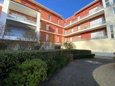 /international/fr/libourne-aquitaine-310109070784/?lang=id