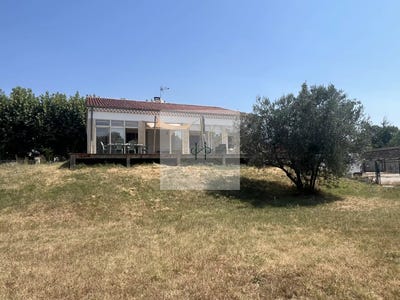 /international/fr/bonlieu-sur-roubion-rhone-310119445367/
