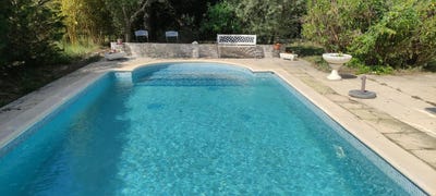 /international/fr/rousson-centre-val-de-loire-310106965500/