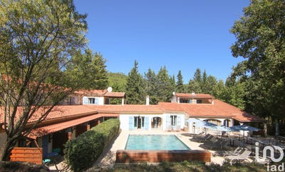 /international/fr/le-val-provence-alpes-cote-d-azur-310102341405/