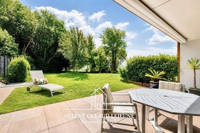 /international/fr/vannes-brittany-310109110745/?lang=th