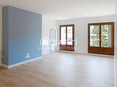 /international/fr/la-tronche-rhone-310108217195/