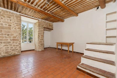/international/fr/alleins-provence-alpes-cote-d-azur-310107969205/