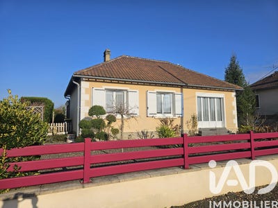 /international/fr/vaas-pays-de-la-loire-310104245203/