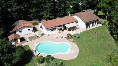 /international/fr/montaigut-sur-save-midi-pyrenees-310107774176/