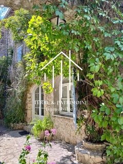 /international/fr/vallon-pont-d-arc-rhone-310101059823/