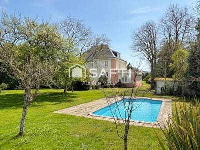/international/fr/laroque-d-olmes-midi-pyrenees-310106690288/