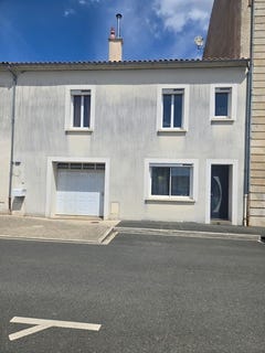 /international/fr/lucon-pays-de-la-loire-310107600290/