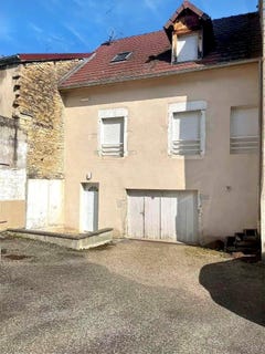 /international/fr/lons-le-saunier-franche-comte-310119925724/