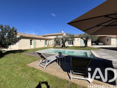 /international/fr/venejan-languedoc-roussillon-310105186716/