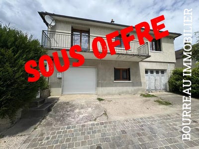 /international/fr/joigny-burgundy-120092396454/