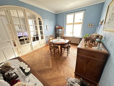 /international/fr/thouars-charente-310104010044/