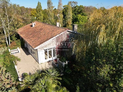 /international/fr/mornac-sur-seudre-charente-310105811720/