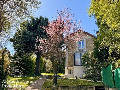 /international/fr/saint-germain-en-laye-ile-de-france-310108088763/