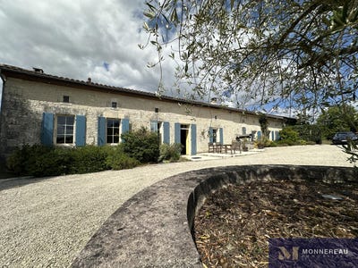 /international/fr/saint-germain-de-vibrac-charente-310102131341/?lang=it