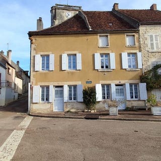 /international/fr/vezelay-burgundy-310101322096/?lang=zh-cn