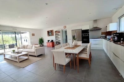 /international/fr/lege-pays-de-la-loire-310106516770/