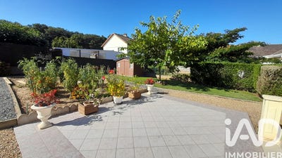 /international/fr/parcay-meslay-centre-val-de-loire-310106390072/