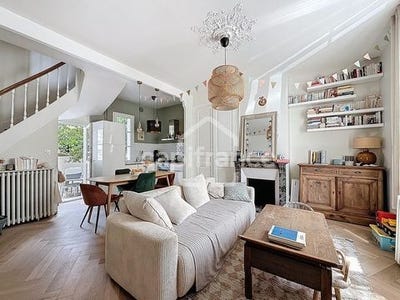 /international/fr/tours-centre-val-de-loire-310100877516/