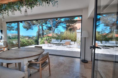 /international/fr/saint-raphael-provence-alpes-cote-d-azur-310101209479/?lang=fr