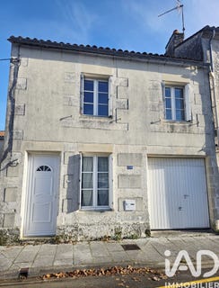 /international/fr/rouillac-charente-310103699572/