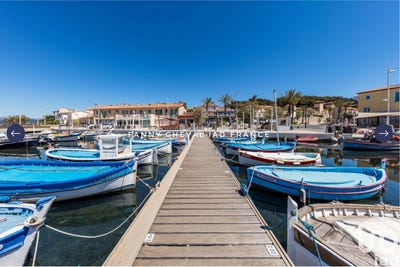 /international/fr/six-fours-les-plages-provence-alpes-cote-d-azur-310101279487/