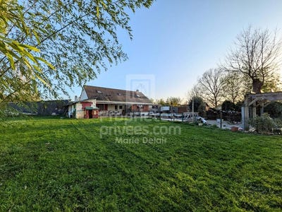 /international/fr/pougues-les-eaux-burgundy-310107838877/