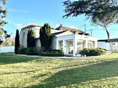 /international/fr/cales-midi-pyrenees-310105831419/