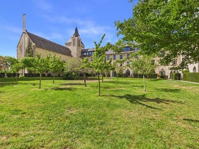 /international/fr/caen-la-basse-normandie-310107794534/