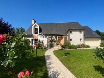 /international/fr/luynes-centre-val-de-loire-310098976840/