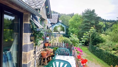 /international/fr/la-bourboule-auvergne-120091951448/