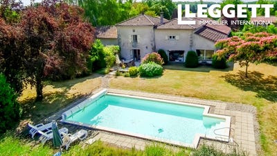 /international/fr/la-chapelle-gresignac-aquitaine-310101554632/