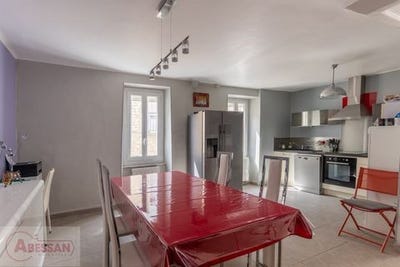 /international/fr/la-calmette-languedoc-roussillon-310106797443/