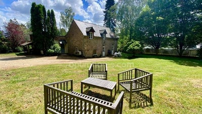 /international/fr/pont-scorff-brittany-310108265172/