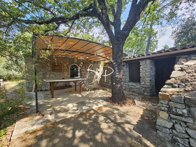 /international/fr/lorgues-provence-alpes-cote-d-azur-310100962492/