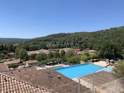 /international/fr/callian-provence-alpes-cote-d-azur-310100610001/