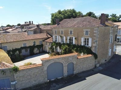/international/fr/champagne-mouton-charente-310110289103/