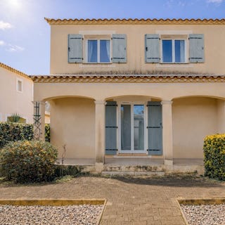 /international/fr/nezignan-l-eveque-languedoc-roussillon-310109575884/