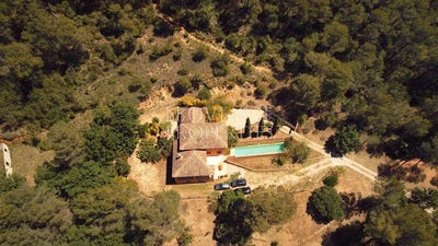 /international/fr/barjols-provence-alpes-cote-d-azur-310100495377/