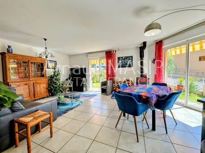 /international/fr/quillan-languedoc-roussillon-310108871150/