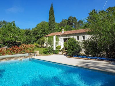 /international/fr/pont-saint-esprit-languedoc-roussillon-310107949695/