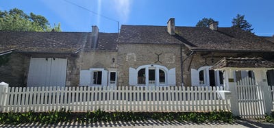 /international/fr/laives-burgundy-310108870619/