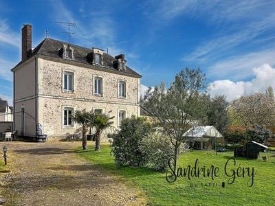 /international/fr/saint-saturnin-du-limet-pays-de-la-loire-310106779215/