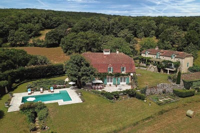 /international/fr/saint-cirq-lapopie-midi-pyrenees-310106262298/