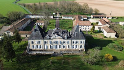 /international/fr/brioux-sur-boutonne-charente-310106283028/