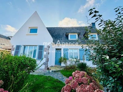 /international/fr/perros-guirec-brittany-310102967384/
